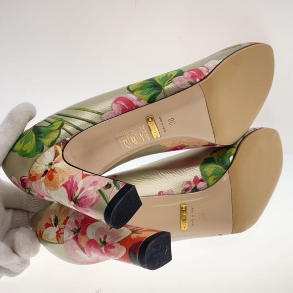 Limited Ed. Gucci Blooms Heels! Beautiful Condition (38) - Picture 5 of 12